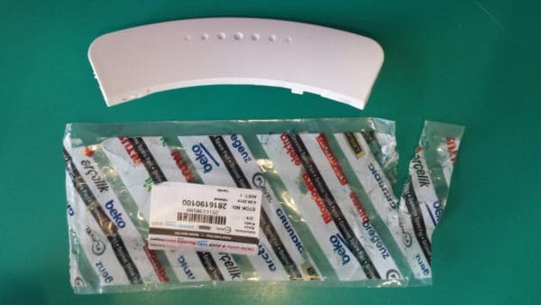 Maniglia oblò lavatrice Beko modello 2816190100
