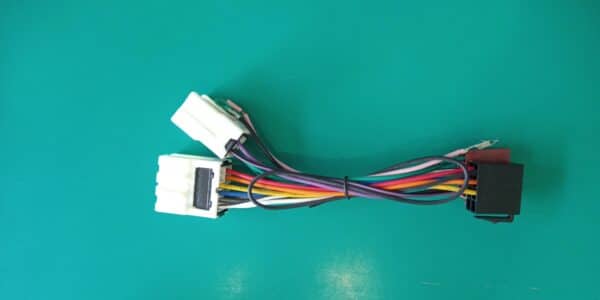 Adattatore montaggio autoradio iso per Nissan Navarra dal 2006 al 2007