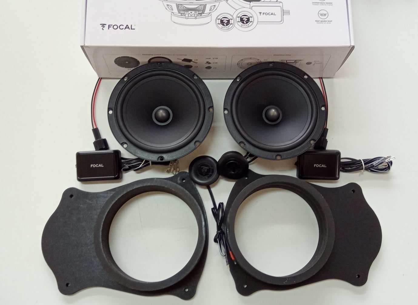 Kit 4 altoparlanti Focal per Ford Transit Custom serie dal 2012 Anteriori