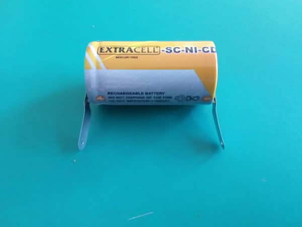 Batteria Pila SC 2000mAh 2.0Ah Ni-Cd 1,2V con lamelle a saldare per pacchi batterie trapani torce allarmi