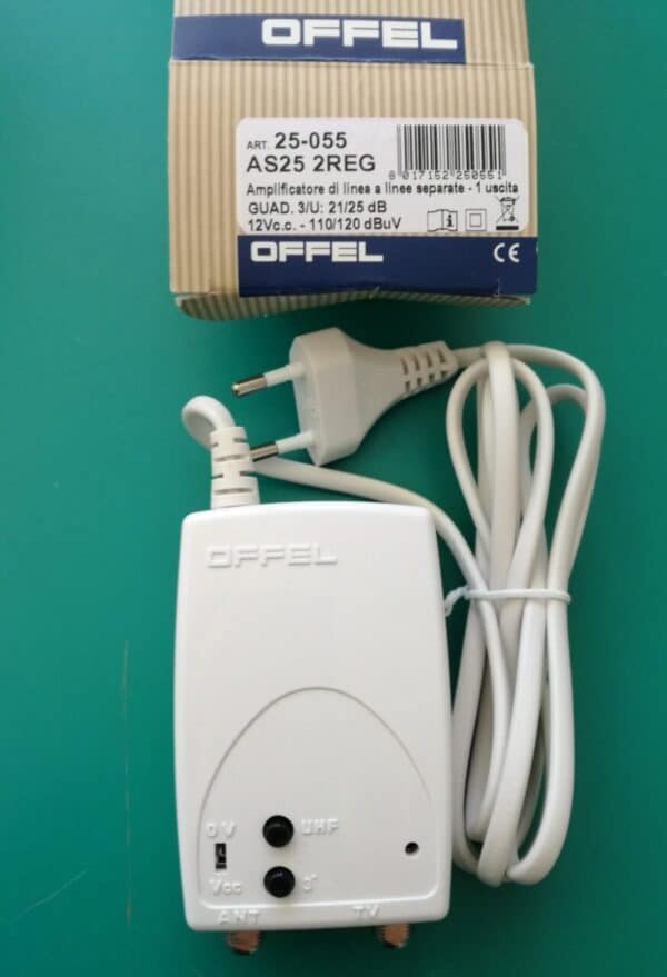 Amplificatore di linea per interno che permette di riamplificare i segnali TV di una linea di distribuzione (impianti condominiali )