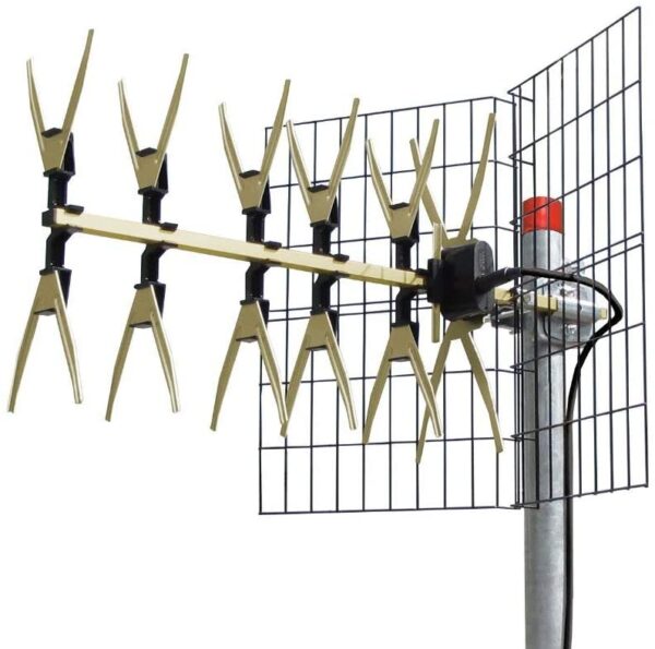 Antenna GSM ideale per la ricezione dei segnali 4G (LTE) e GSM compresi nel range 790 ÷ 1000 MHz.