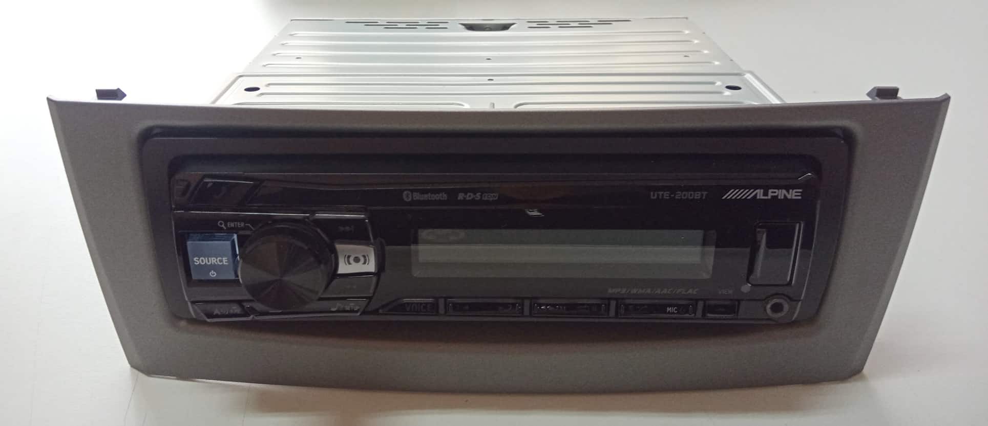 Autoradio Alpine per Fiat Grande Punto serie 199 grigia