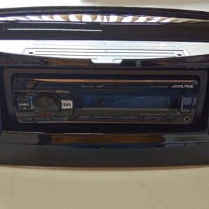 Autoradio Alpine DAB per Lancia Ypsilon serie dal 2012 Nero lucido