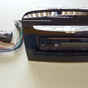 Autoradio comandi al volante Alpine DAB per Lancia Ypsilon serie dal 2012 Nero lucido