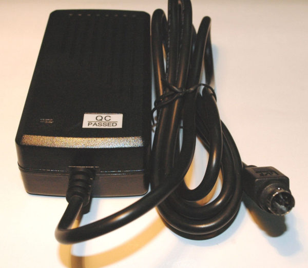 ALIMENTATORE DOPPIA TENSIONE HARD DISK ESTERNO 5-12 V-- 5 pin versione 2