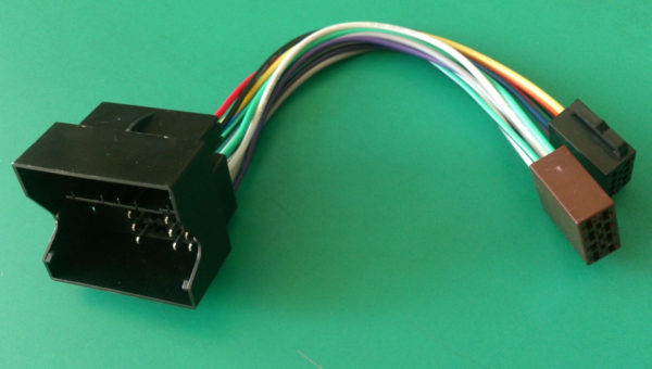 Adattatore iso Bmw serie 5 (E60 E61) 01>, serie 3 03> (E 90) ,Z8 ,serie 6 (E63)
