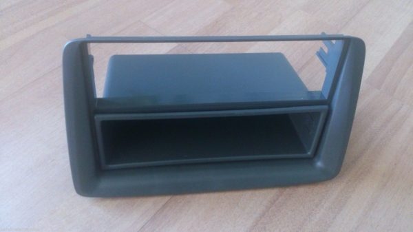 HS099  Mascherina doppio iso Fiat Panda 2003> con cassettino