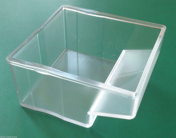 CASSETTO IN PLASTICA DI RICAMBIO PER GRATTUGIA GHIRO MARCA BACCHETTA TRACANZAN