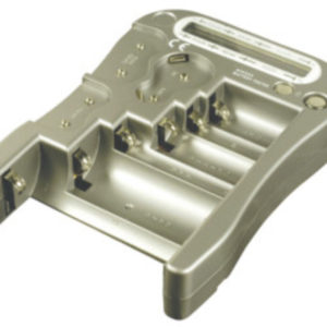 Tester per batterie con display LCD per 12 tipi di batterie.