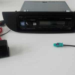 Autoradio Alpine per Fiat 500 Bluetooth , Vivavoce , USB , MP3 nera